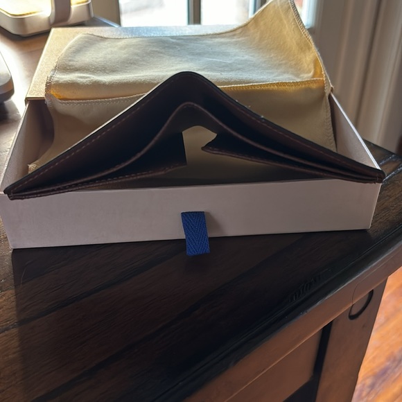 NWOT Louis Vuitton wallet - Picture 5 of 12